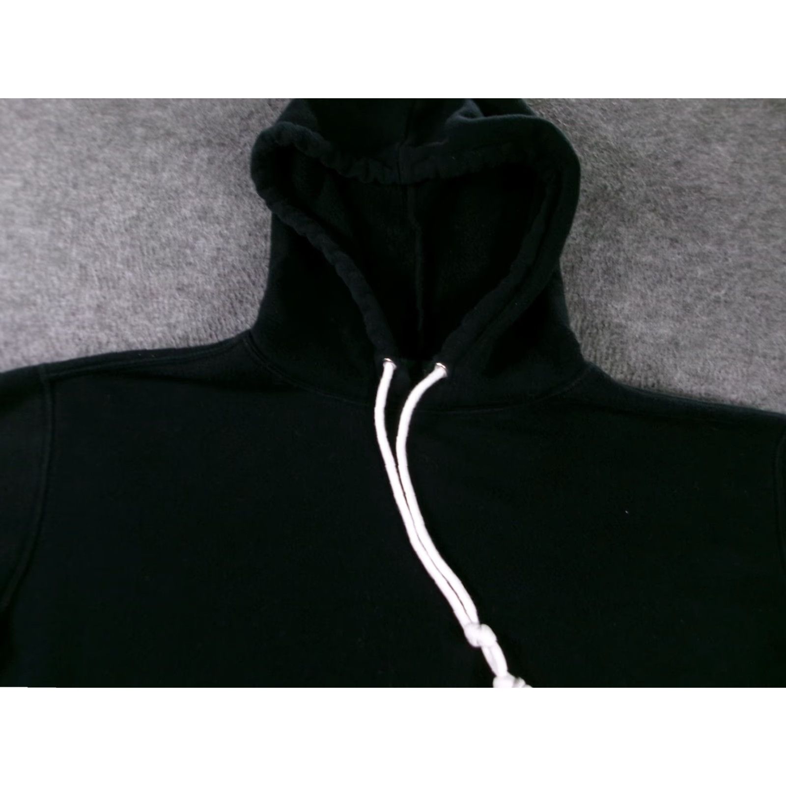 Vintage WILD FABLE Cropped Hoodie Women Small Black Casual Pullover Fleece Long Sleeve Size S / US 4 / IT 40 - 2 Thumbnail