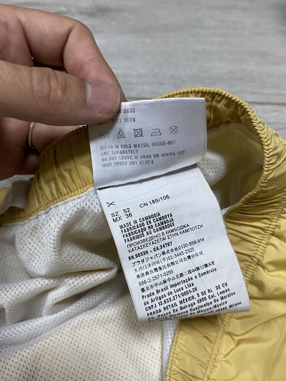 Prada Prada red tab nylon shorts Size US 32 / EU 48 - 4 Thumbnail