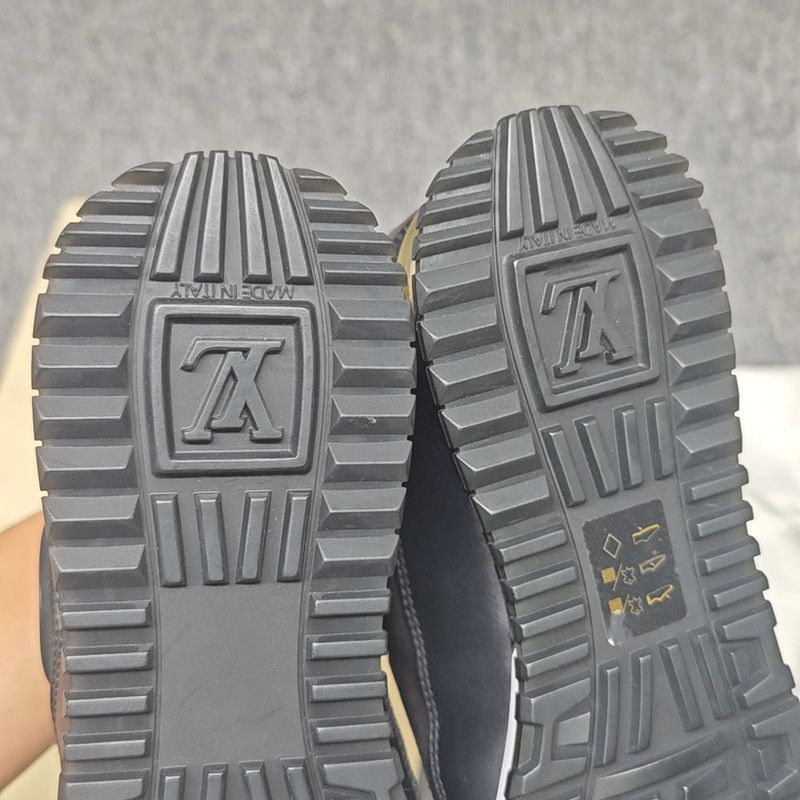 Louis Vuitton Louis Vuitton Run Away Casual Sneakers for Women -2505 Size US 6 / IT 36 - 8 Thumbnail