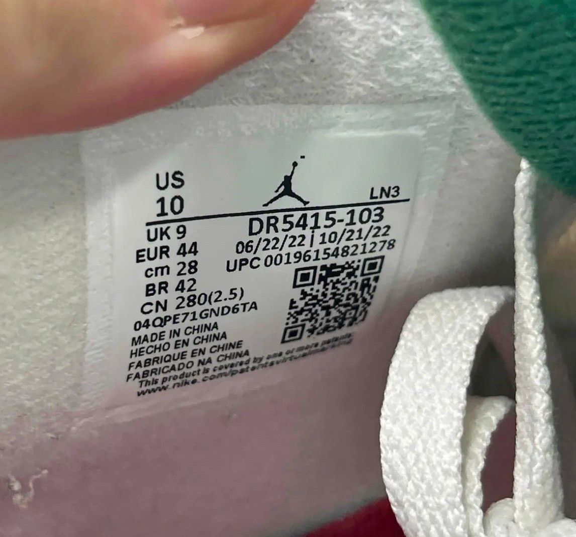 Jordan Brand Air Jordan 4 Retro x Nike SB "Pine Green" Size US 10 / EU 43 - 6 Thumbnail