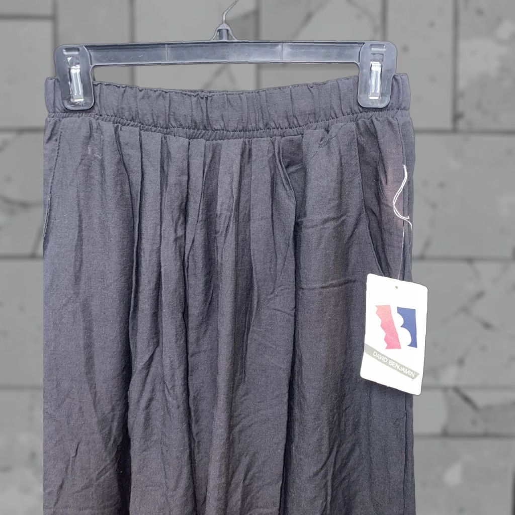 Vintage David Benjamin Womens Pants Casual Black Polyester Rayon Size 25 Inseam 28 NWT Regular Size 42" / US 20 - 1 Thumbnail