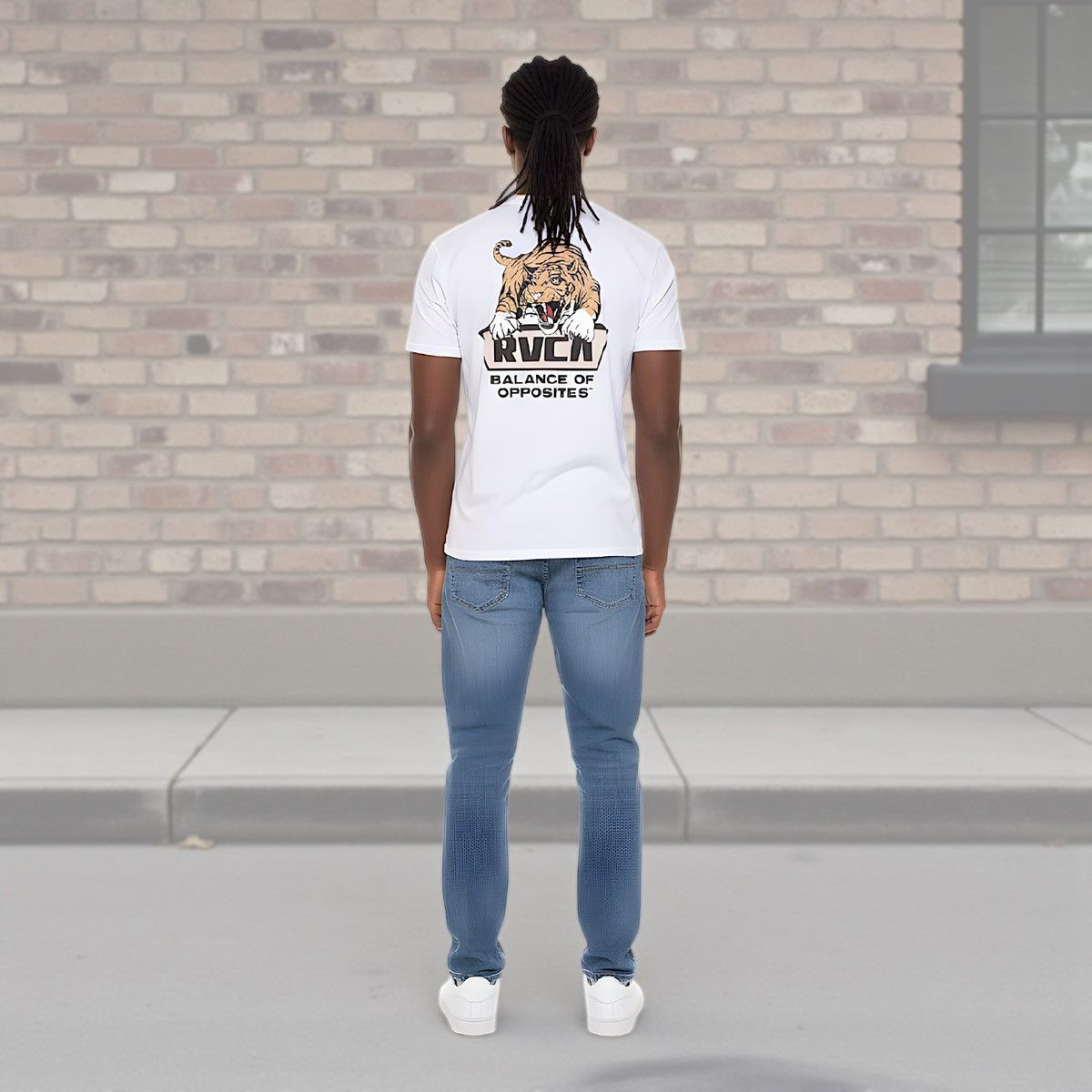 RVCA RVCA Men’s White Tiger Graphic Short Sleeve T-Shirt Sz M Size US M / EU 48-50 / 2 - 2 Thumbnail