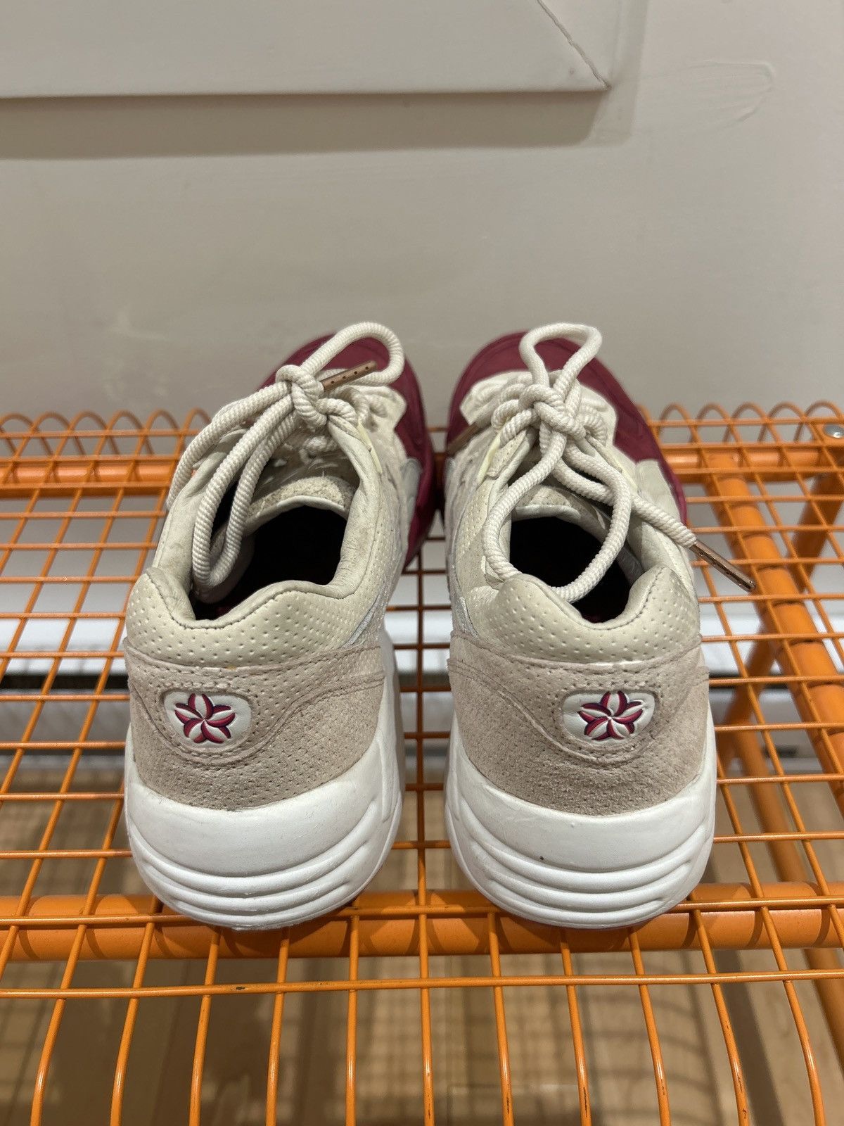 Puma × Ronnie Fieg Rf698 low Sakura Size US 7.5 / EU 40-41 - 6 Thumbnail