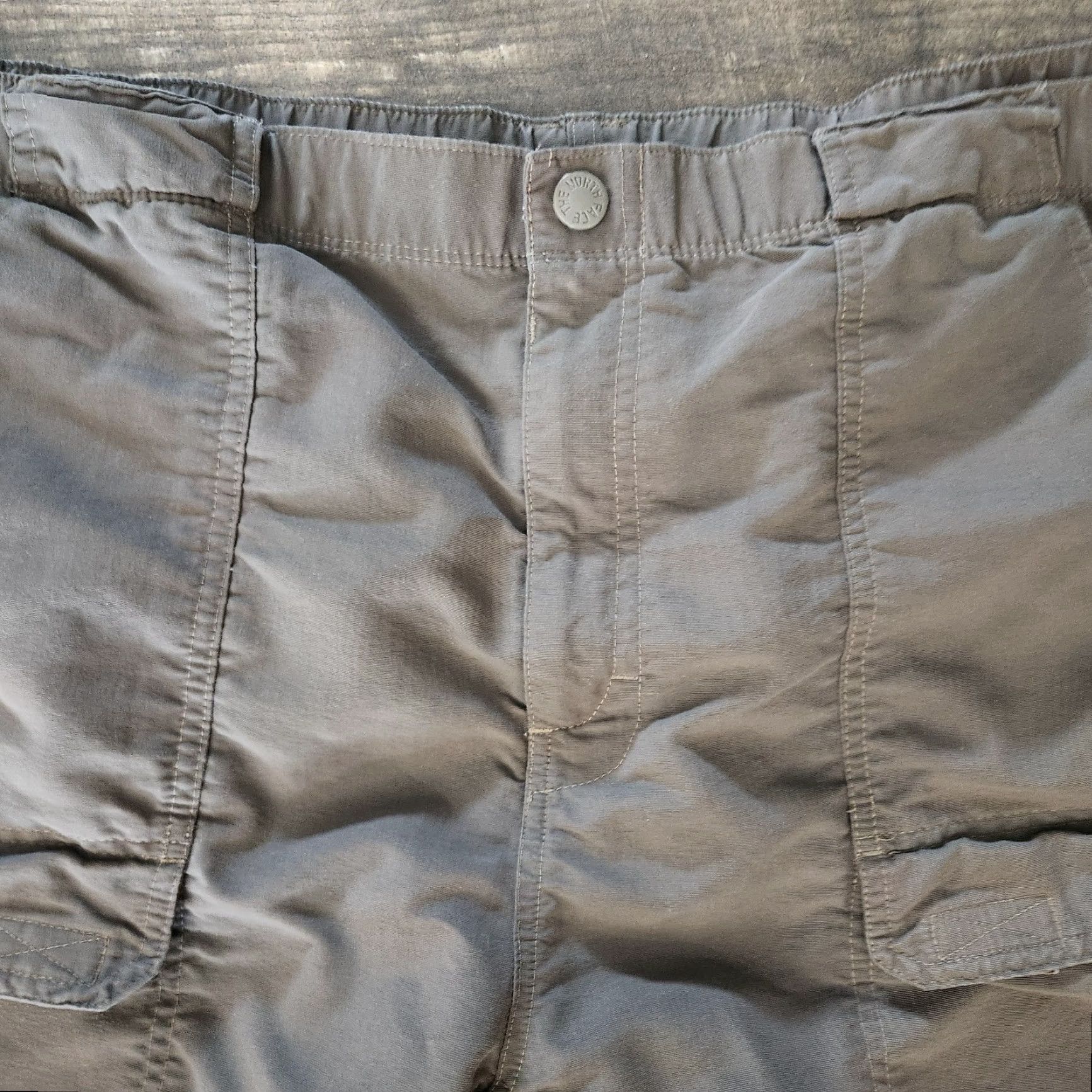 The North Face North Face Convertible Pants Mens 2XL 44x32 Green Zip Off Legs Fishing Hiking Cargo Breathable Quick Dry Outdoor Mens Size US 39 - 7 Thumbnail
