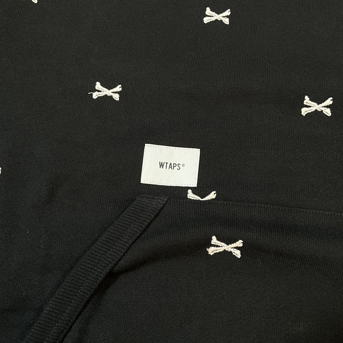 Wtaps WTAPS ACNE BONES HOODIE Size US L / EU 52-54 / 3 - 4 Thumbnail