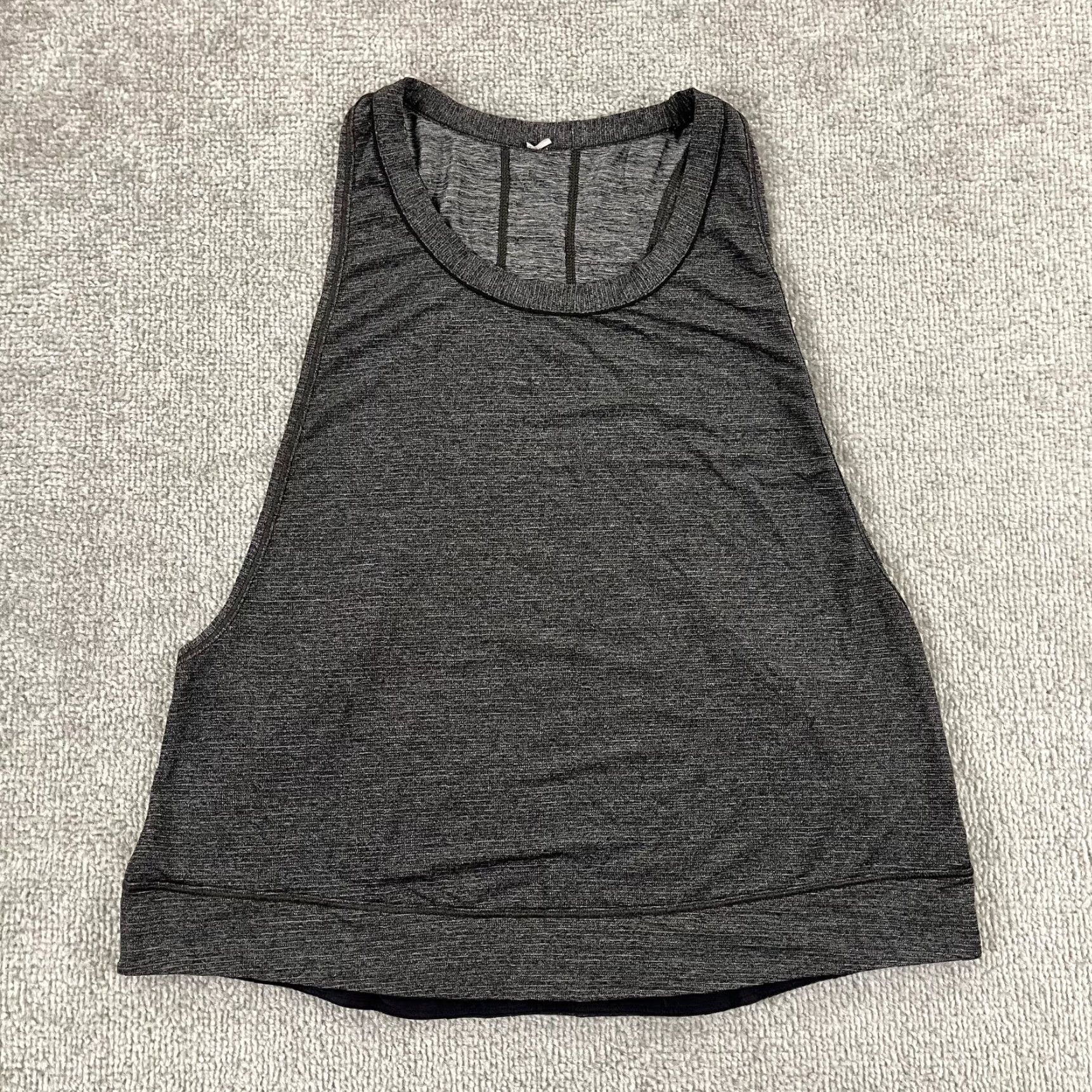 Lululemon LULULEMON Shirt Womens Size 4/6 Heather Gray Pace Perfect Tank Top Running Train Tank Sleeveless Shirt Cross Training Gym & Training Size M / US 6-8 / IT 42-44 - 3 Thumbnail