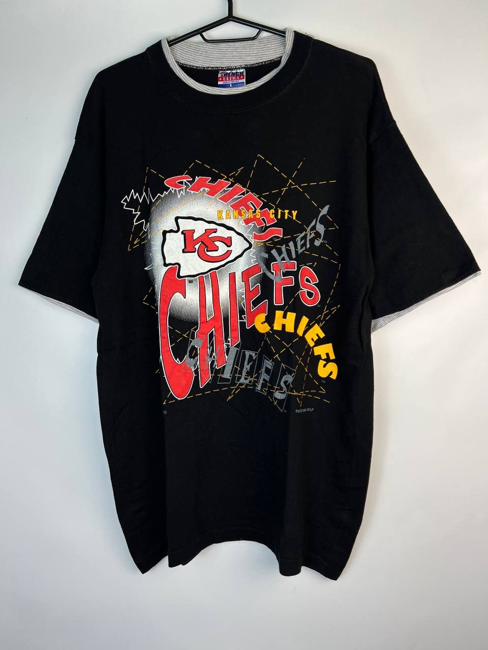 NFL Vintage 90s Kansas City Chiefs Mens L Shirt 1994 Made in USA Size US L / EU 52-54 / 3 - 1 Thumbnail