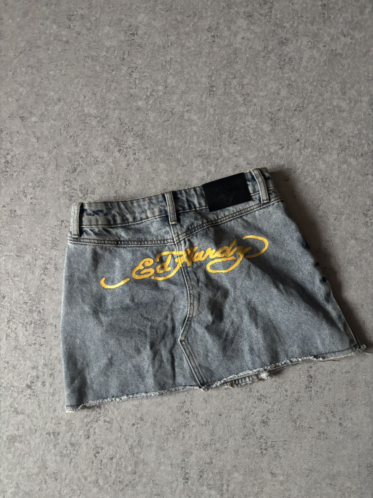 Ed Hardy ED HARDY LOGO MINI SKIRT Size 27" / US 4 / IT 40 - 2 Thumbnail