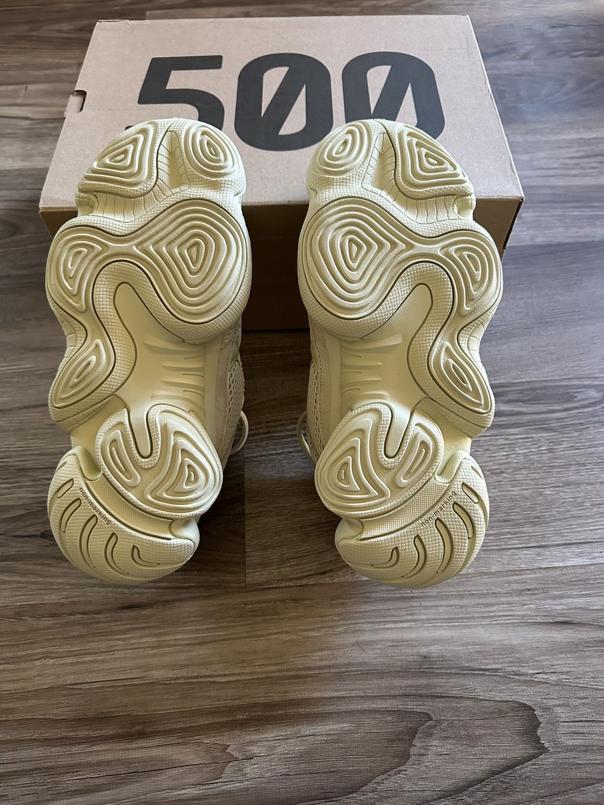 Adidas Adidas Yeezy 500 Super Moon Yellow size 8 Mens Size US 8 / EU 41 - 3 Thumbnail