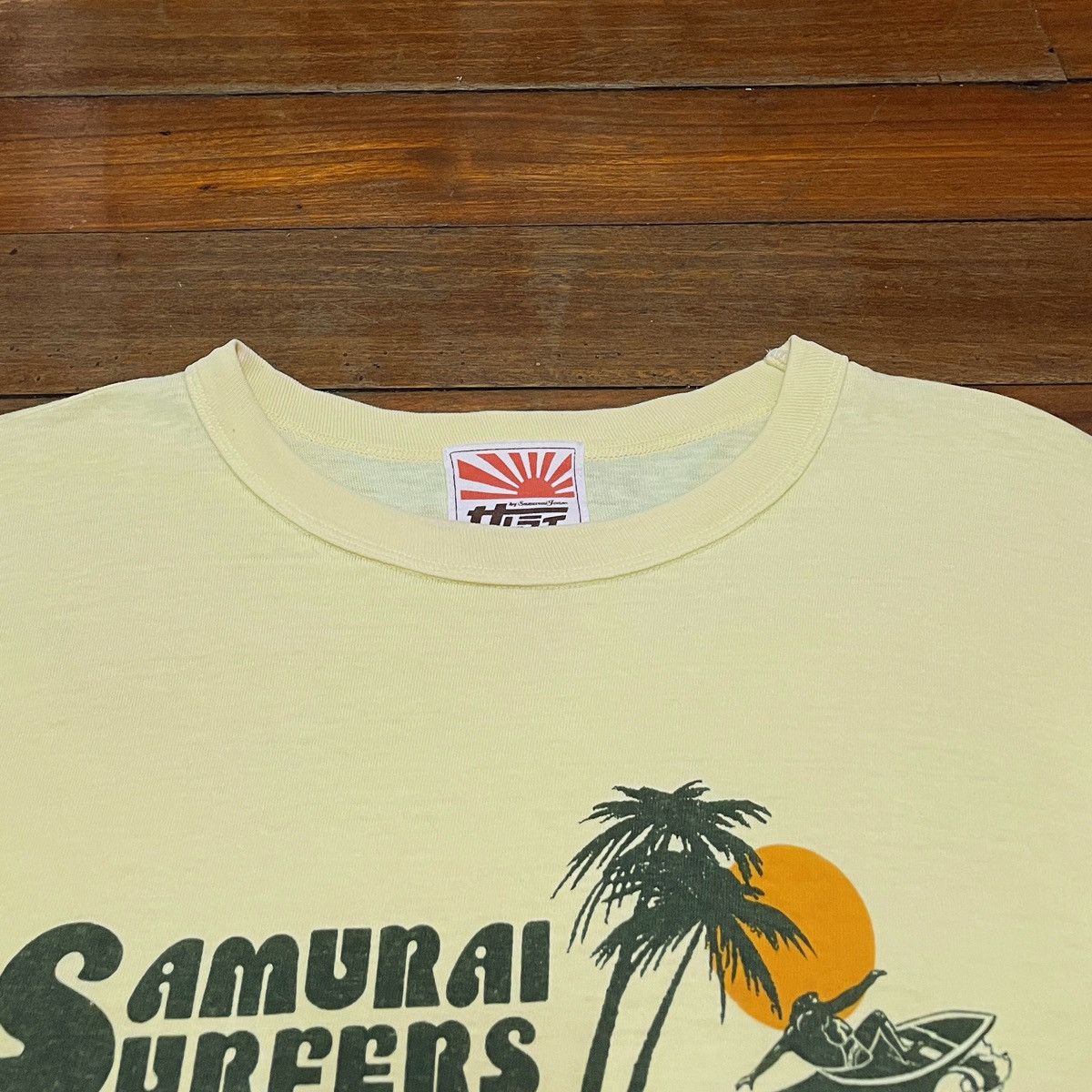 Japanese Brand × Samurai Jeans Rare Vintage Japanese Brand Samurai Surfers T-shirt 2000s Size US L / EU 52-54 / 3 - 3 Thumbnail