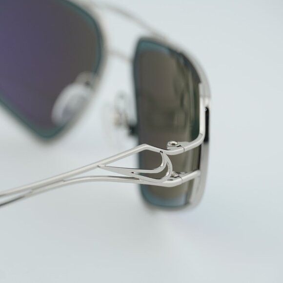 Nike NIKE VEIL EV24048 043 Sunglasses Silver Geometric Frame Size ONE SIZE - 10 Thumbnail
