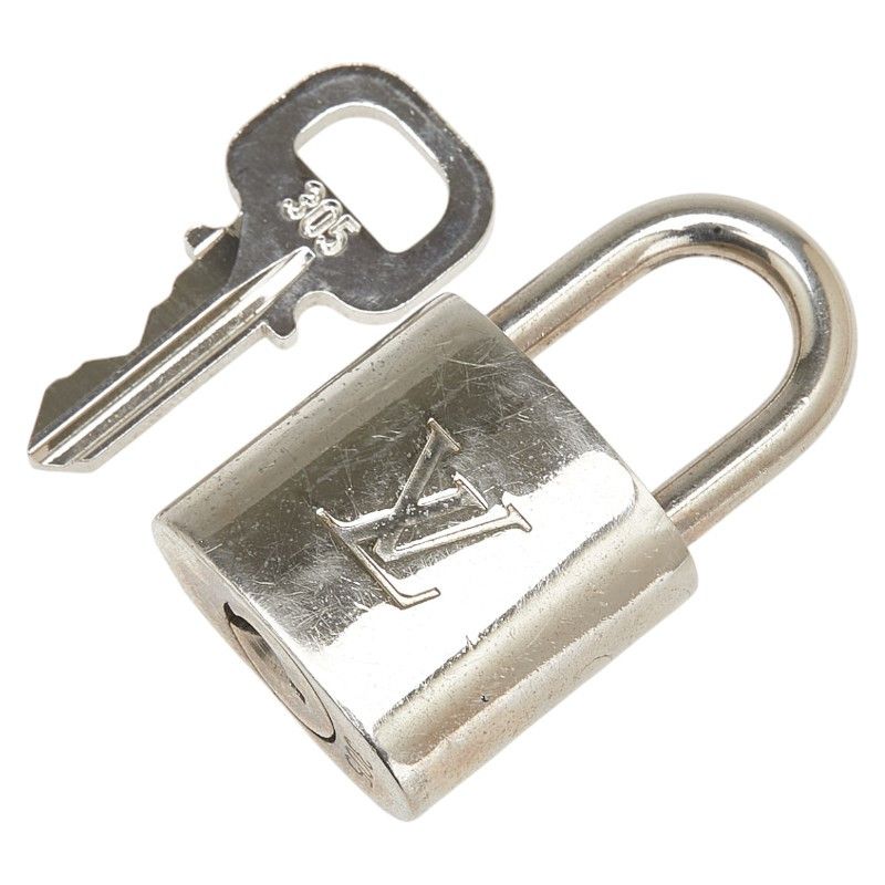 Louis Vuitton Louis Vuitton Louis Vuitton Padlock Key Set Metal Accessory Metal Charm DUTY FREE for USA Size ONE SIZE - 1 Thumbnail