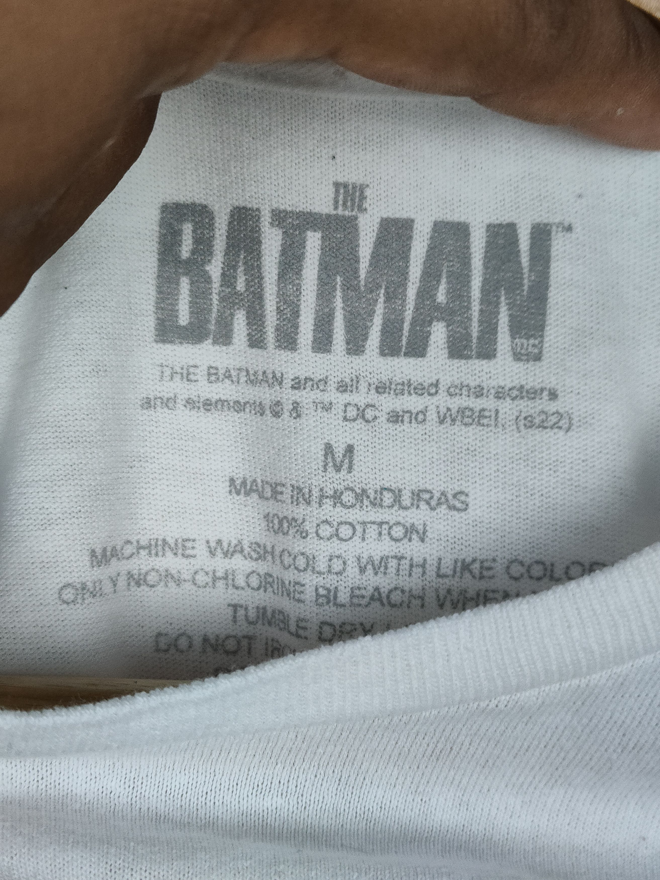DC Comics The Batman Movie Robert Pattinson Shirt Size US M / EU 48-50 / 2 - 3 Thumbnail