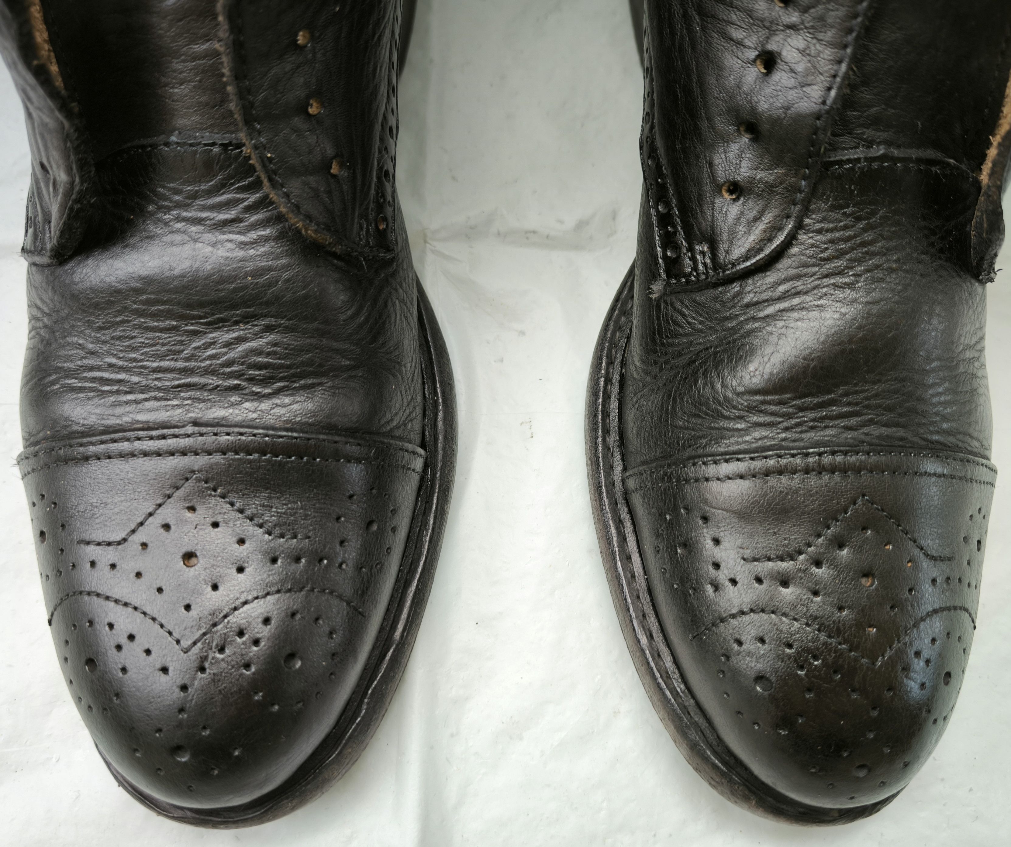 Church's Vtg 1997 CHURCH'S Grafton wingtip ankle boot Size US 10 / EU 43 - 5 Thumbnail