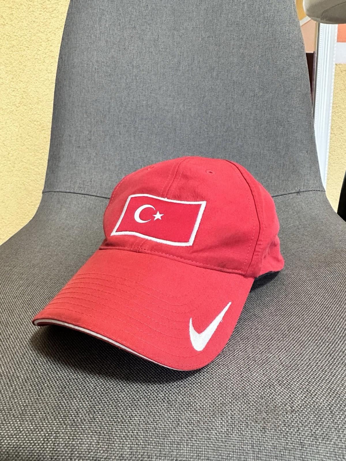 Nike TURKEY 2006 2007 CAP RED CAP FOOTBALL HAT SOCCER CAP NIKE Size ONE SIZE - 1 Thumbnail