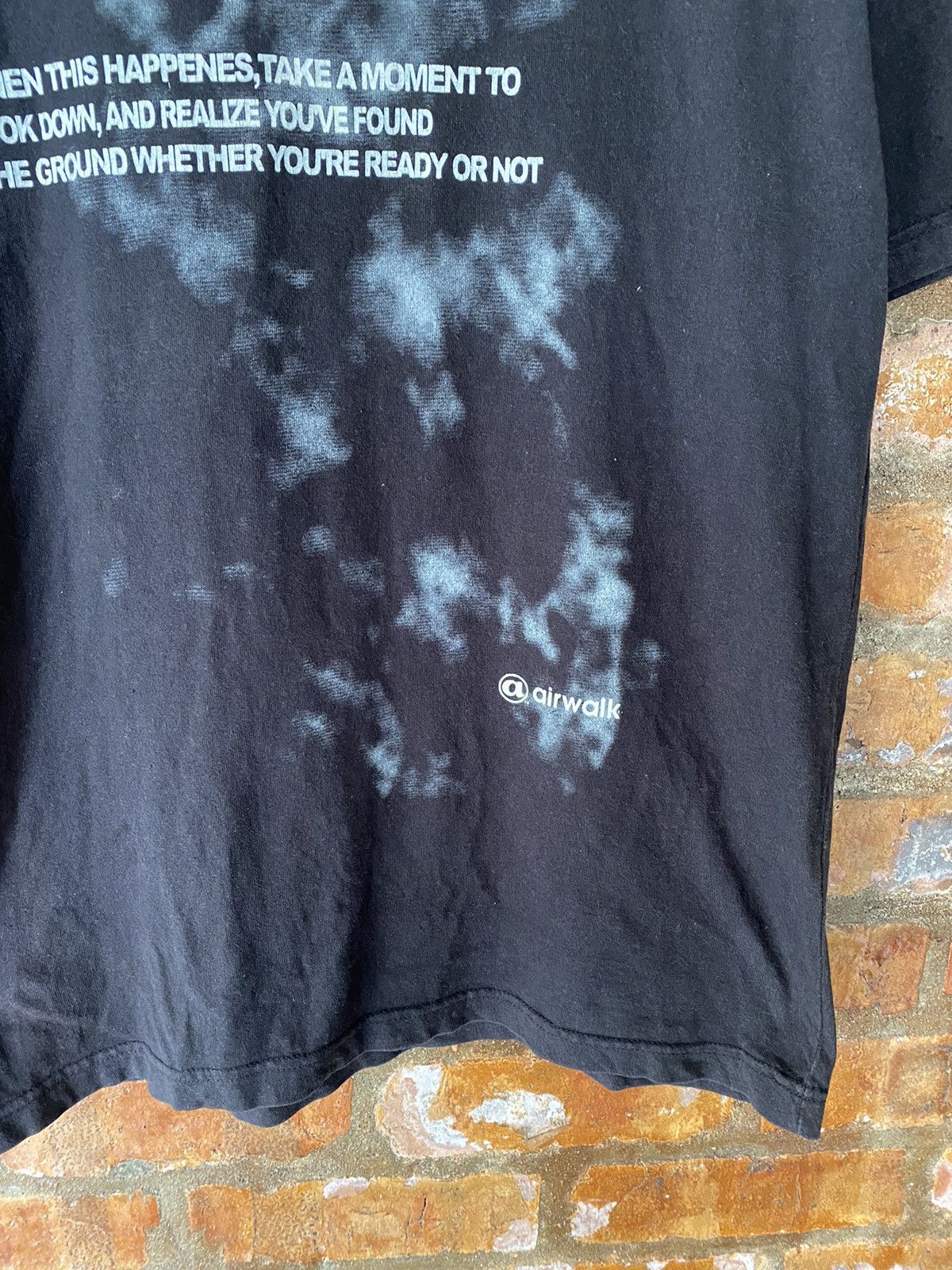 Japanese Brand 2000s Airwalk smoke and Poem tee Size US M / EU 48-50 / 2 - 4 Thumbnail