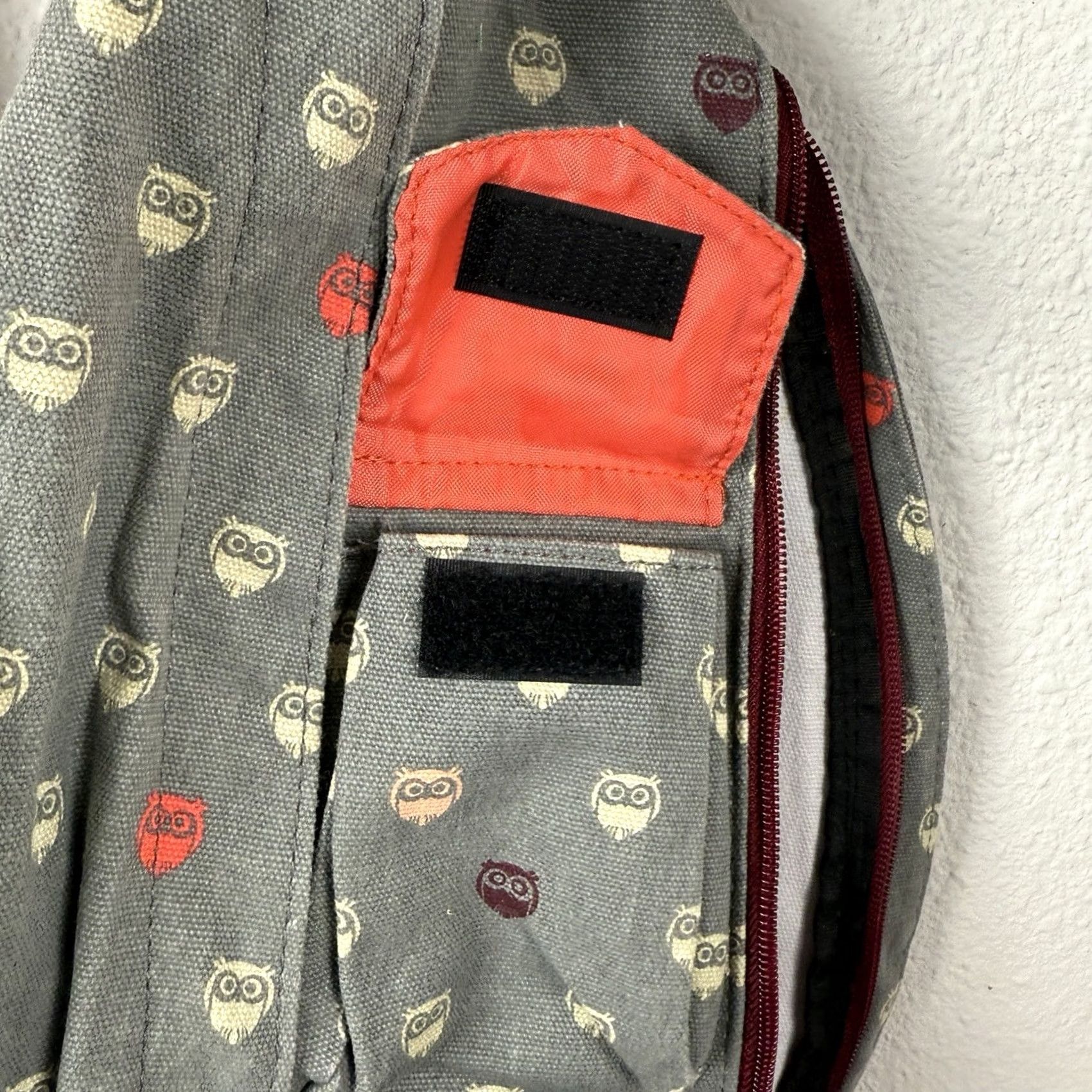 KAVU KAVU Rope Sling Bag Crossbody Gray Owls Nature Hiking Adjustable Shirt? Size ONE SIZE - 7 Thumbnail