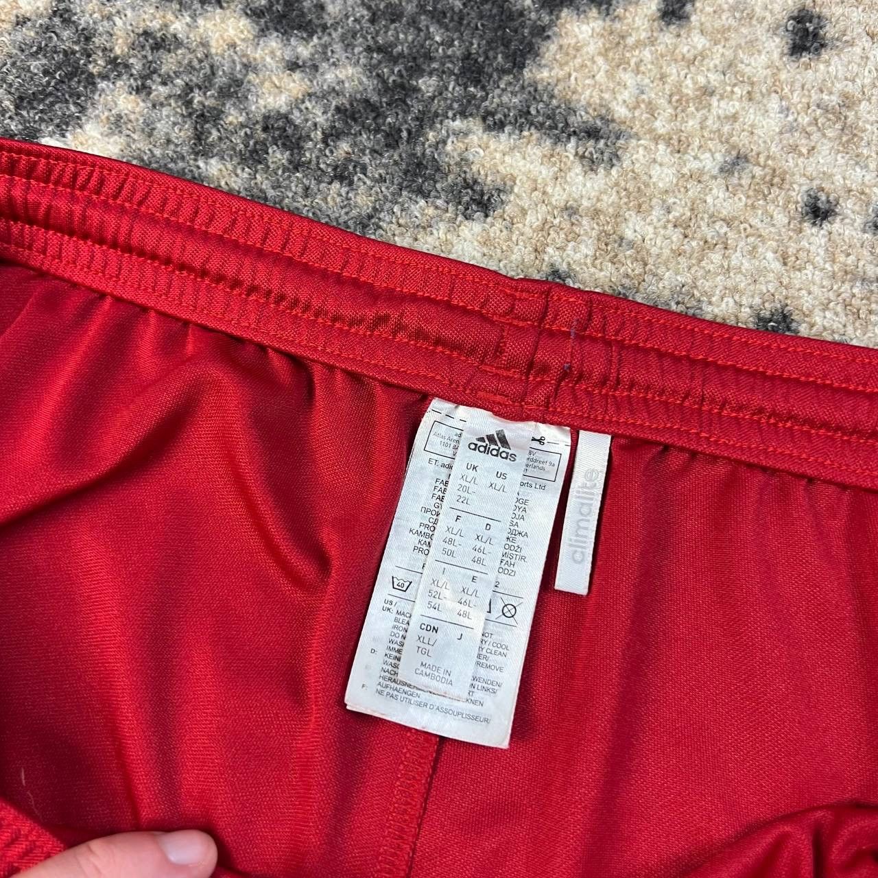 Adidas Adidas Vintage Mini Logo Light Shorts Sportswear Y2K Size US 36 / EU 52 - 8 Thumbnail