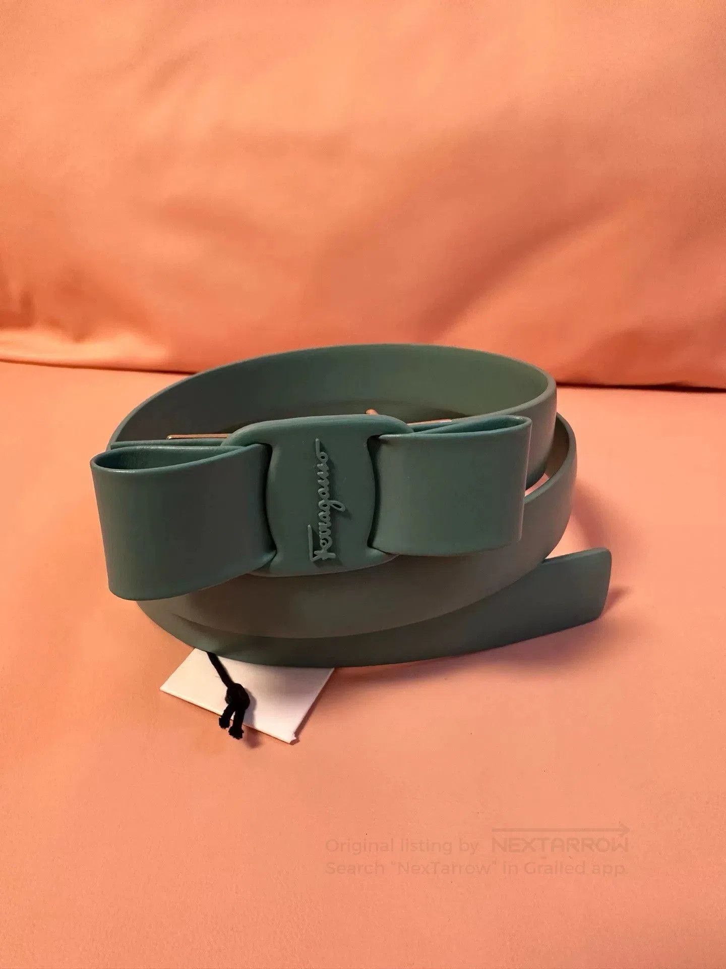 Salvatore Ferragamo Ferragamo Women's Bow Logo Belt. Size ONE SIZE - 7 Thumbnail