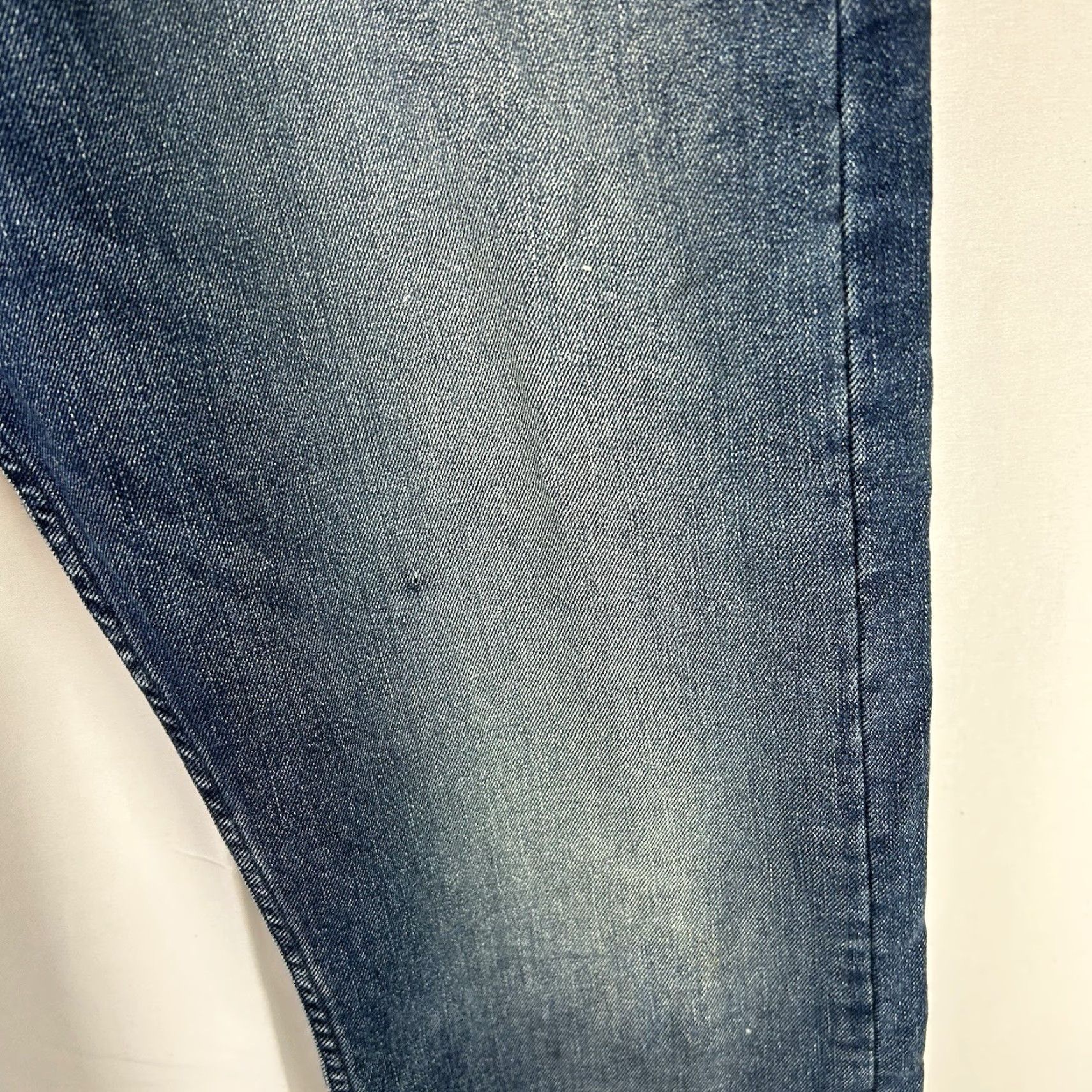 Levi's Levi's 510 Jeans Men 44x32 Blue Skinny Fit Medium Wash Denim Stretch Regular Size US 44 / EU 60 - 7 Thumbnail