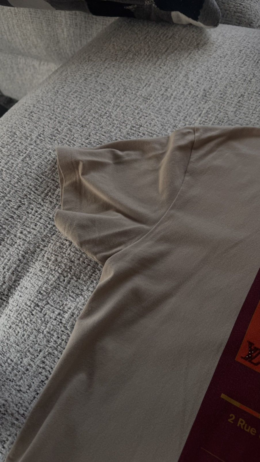 Louis Vuitton Louis Vuitton Embellished Graphic T-Shirt Size US L / EU 52-54 / 3 - 5 Thumbnail