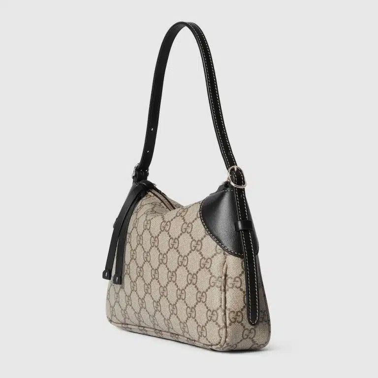Gucci o1la5ras0526 Size: OS / GG Emblem Small Shoulder Bag Size ONE SIZE - 2 Thumbnail
