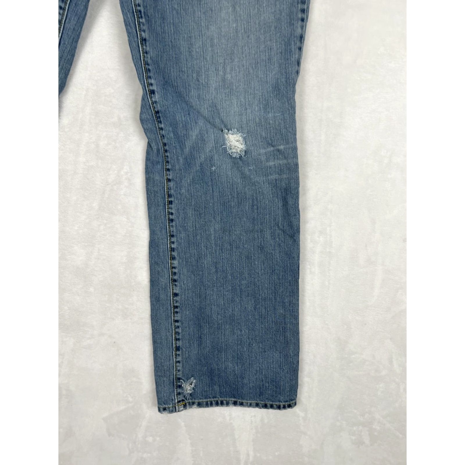 Guess VINTAGE Guess Jeans Mens 30 Blue Distressed Straight Leg Denim Y2K 2000s Size US 30 / EU 46 - 6 Thumbnail