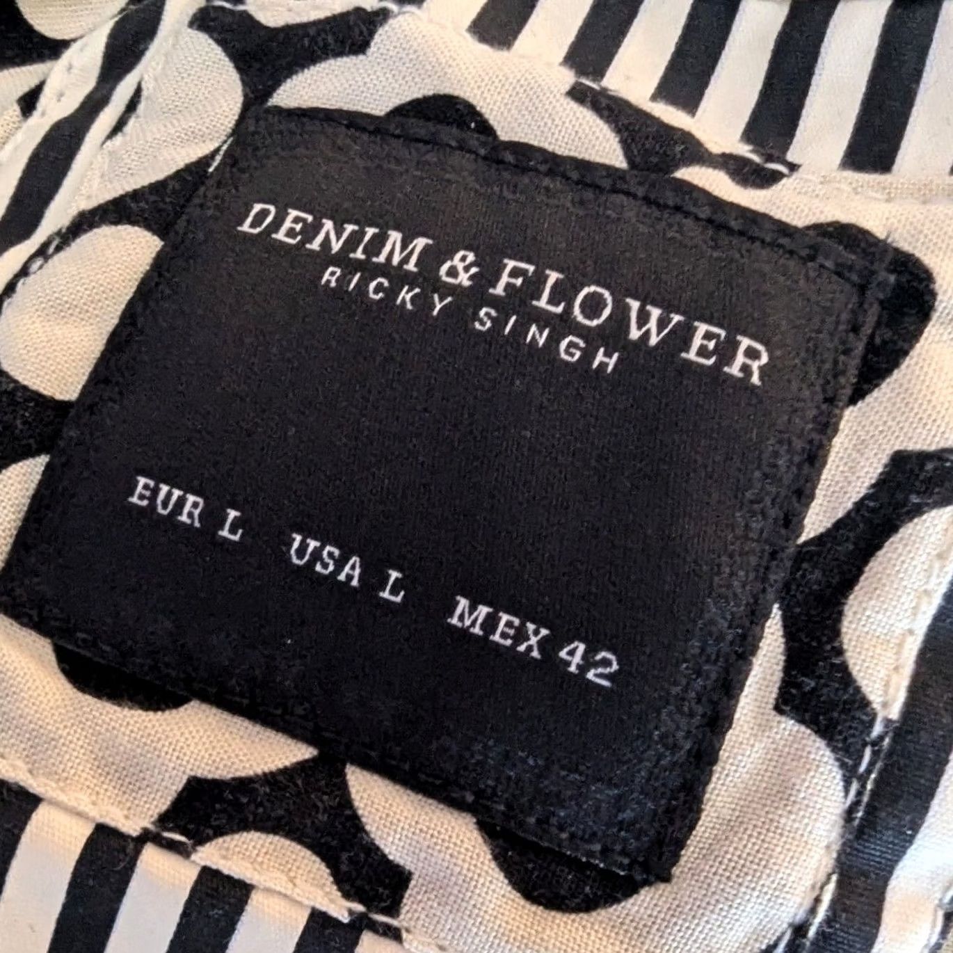 Denime Denim & Flower Mens Short Sleeve Shirt Black White Floral Geometric Retro Mod L Size US L / EU 52-54 / 3 - 6 Thumbnail