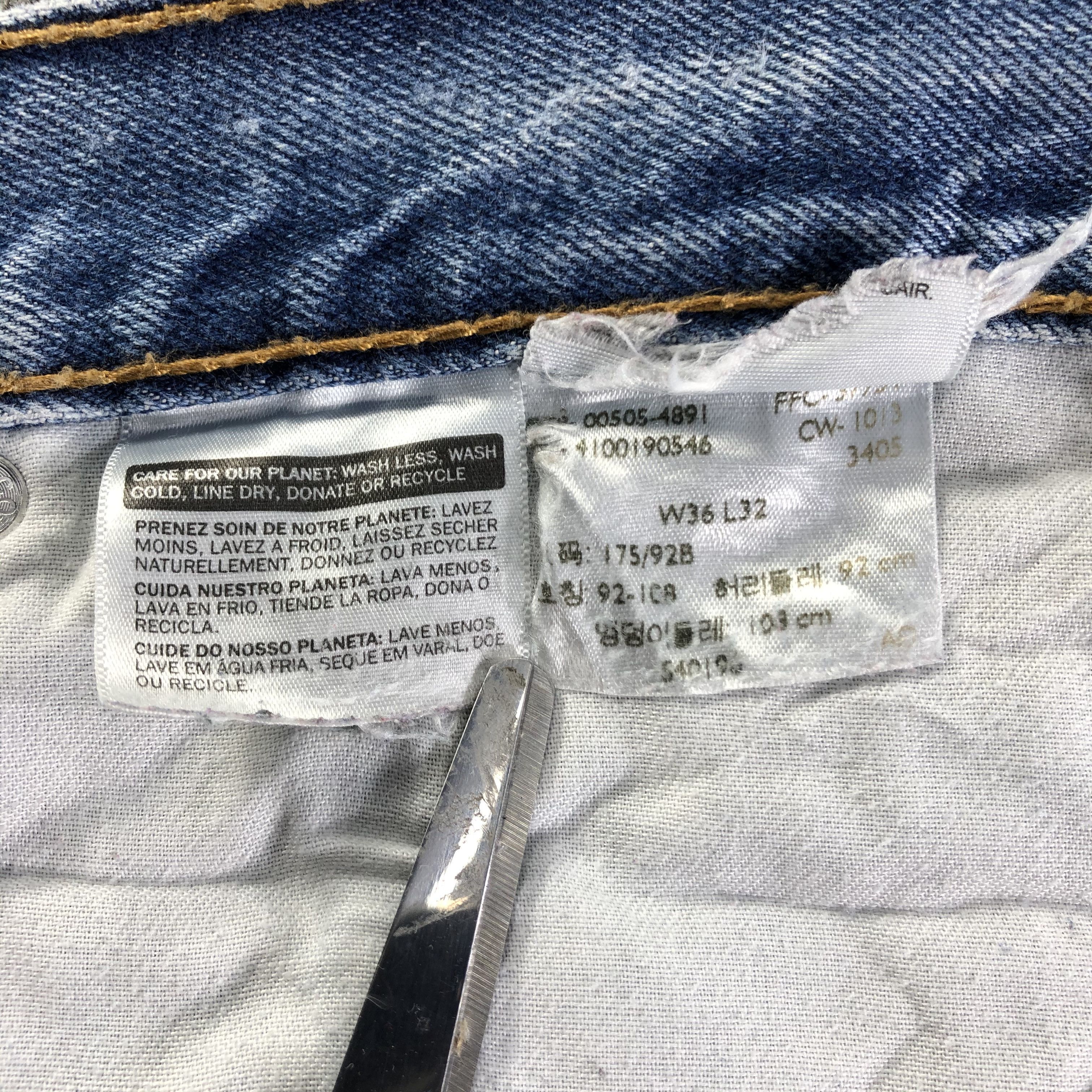 Levi's Vintage Blue Wash Levis 505 Jeans-J3168 Size US 38 / EU 54 - 10 Thumbnail