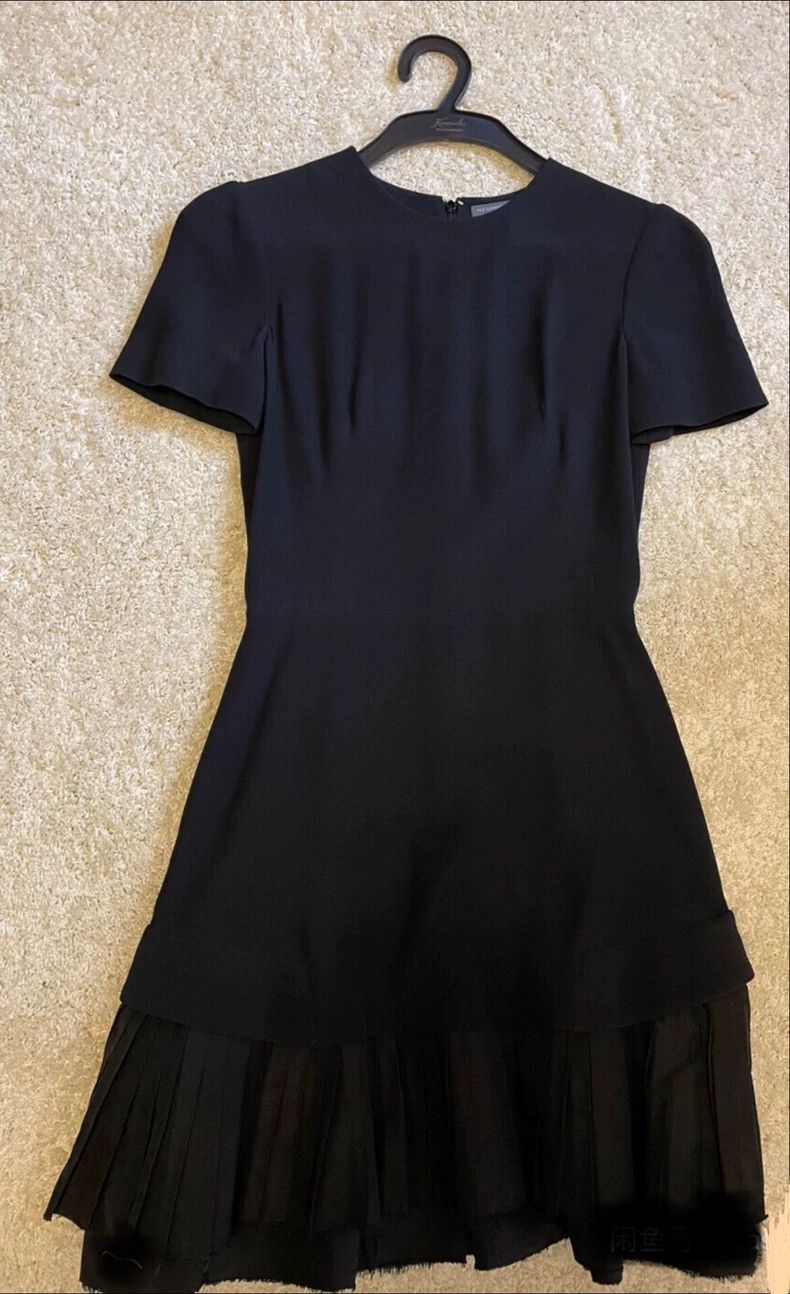 Alexander McQueen Alexander McQUEEN size 38 Dress Nextarrow-2505 Size XS / US 0-2 / IT 36-38 - 1 Thumbnail