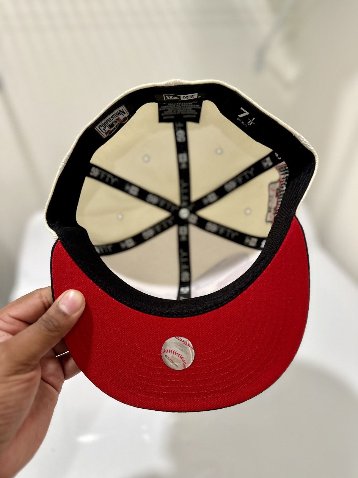 Hat Club × MLB × New Era New Era Philadelphia Phillies Pro Image Chrome Dome SZ 7 1/8 Size ONE SIZE - 5 Thumbnail