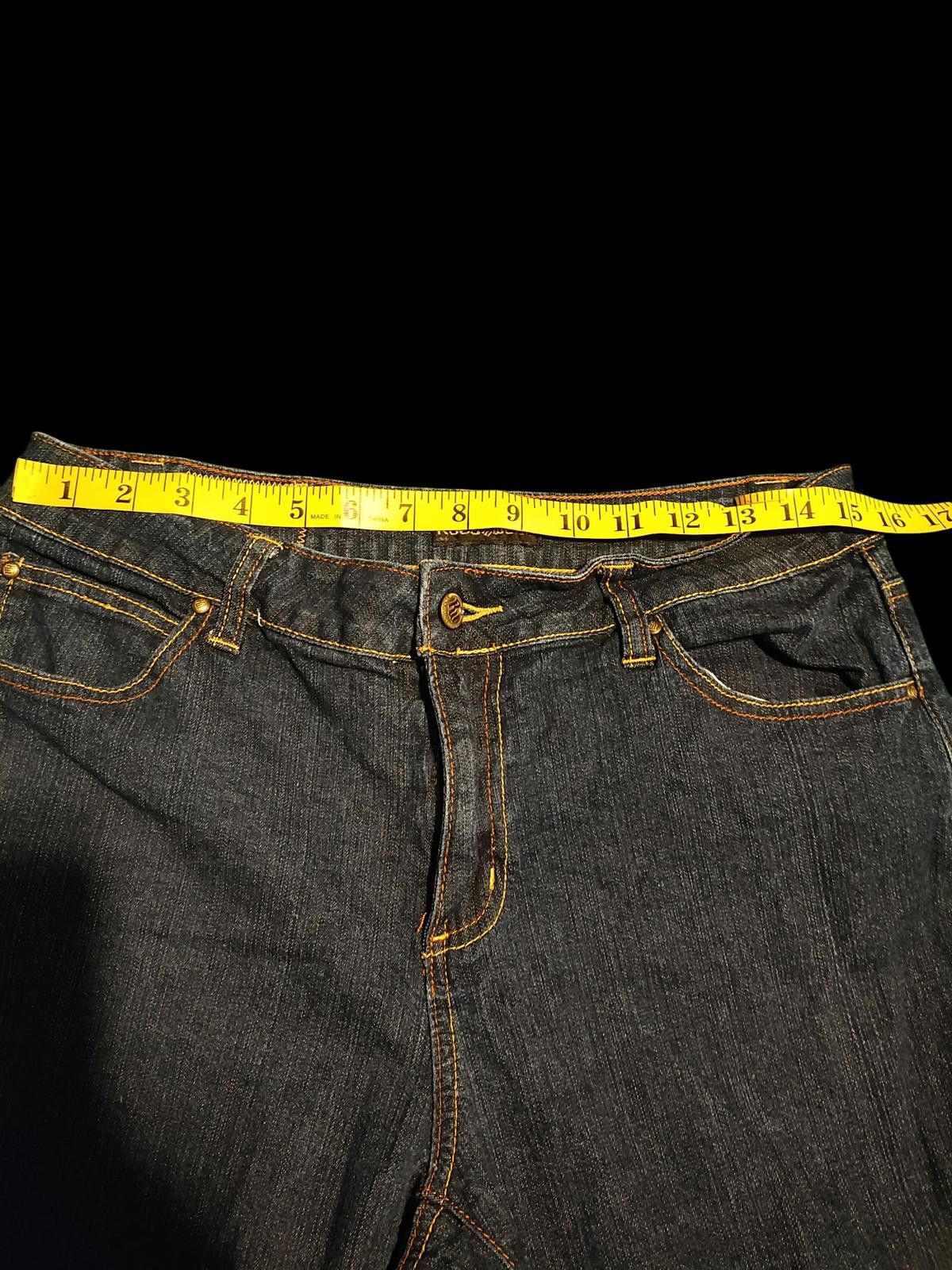 Rocawear Rocawear Women's Denim Capri Pants Size 14 Size 36" / US 14 / IT 50 - 6 Thumbnail