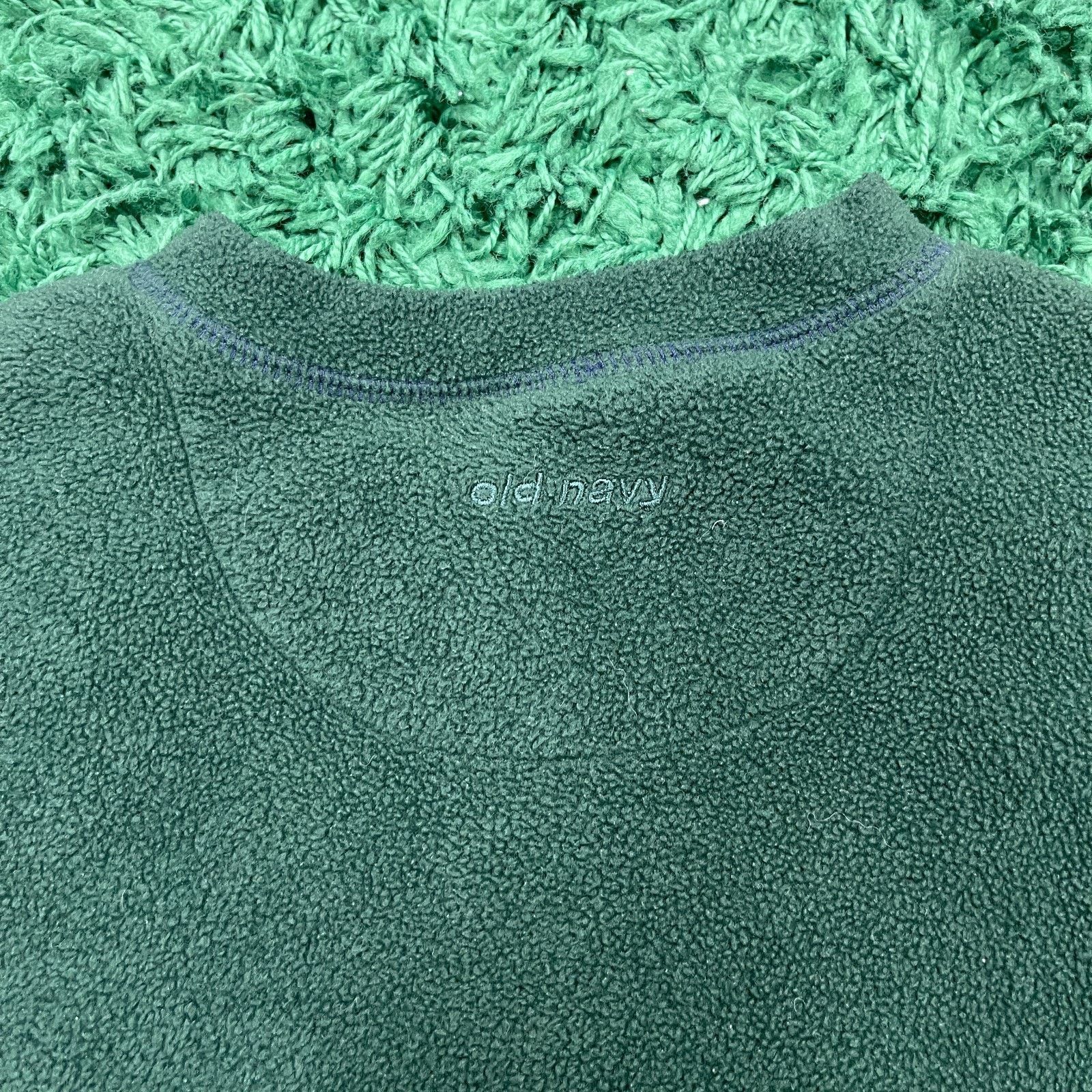 Old Navy Vintage Old Navy Fleece V Neck Green Sweater Pullover Size L / US 10 / IT 46 - 8 Thumbnail