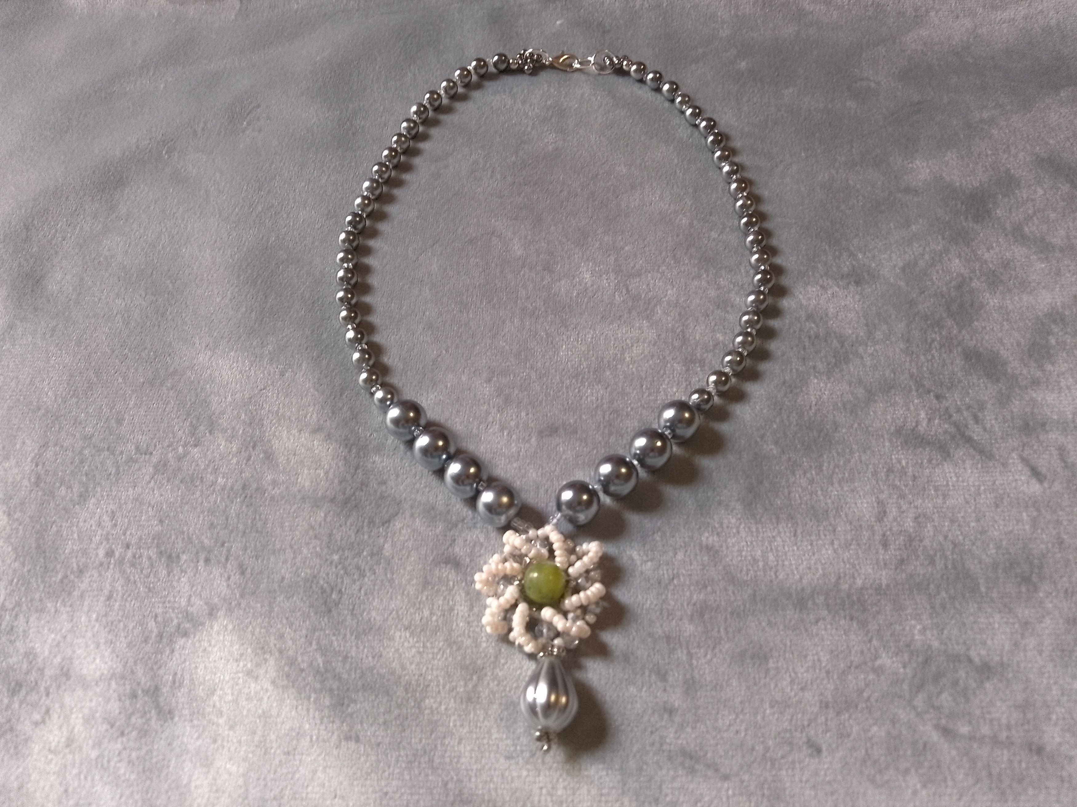Handmade Necklace Vintage Styles Gray Pearls Pendant Green Jade gem Size ONE SIZE - 6 Thumbnail