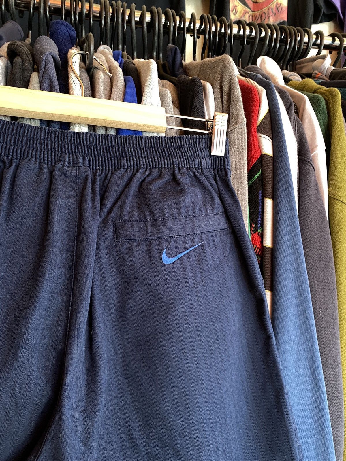Nike VINTAGE NIKE RETRO SHORTS 90s Size US 31 - 4 Thumbnail