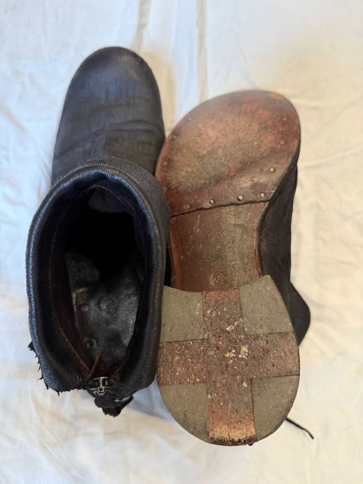 Ma+ Burgundy ankle boots Size US 6 / EU 39 - 7 Thumbnail