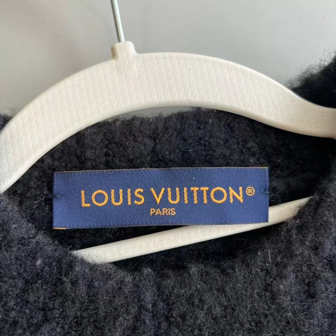 Louis Vuitton LV Front & Back Logo Black Teddy Sweater Size S Size US S / EU 44-46 / 1 - 3 Thumbnail