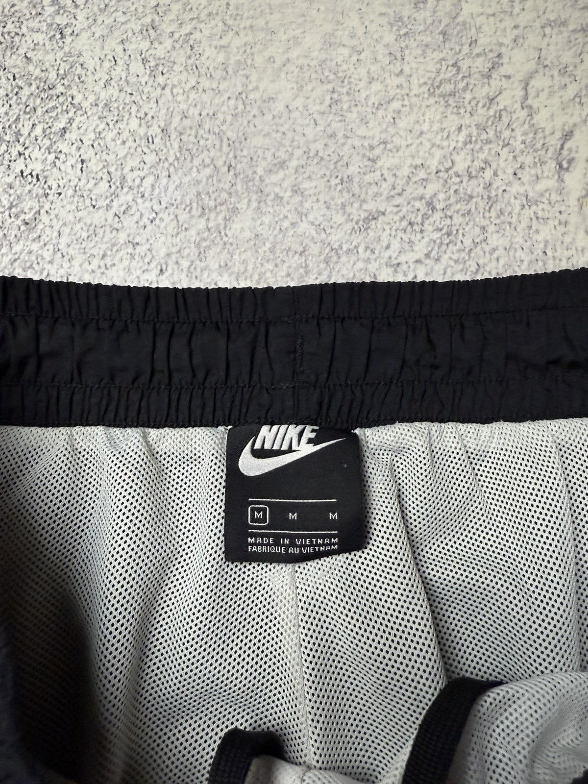 Nike Vintage Nike Nylon Drill Pants Y2K Black Size US 34 / EU 50 - 8 Thumbnail