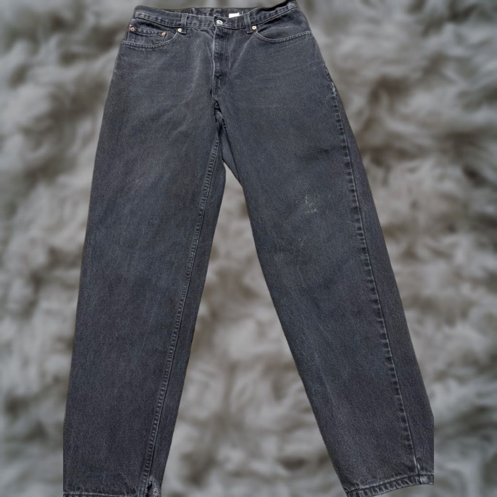 Levi's VINTAGE Levi's 560 Jeans Men 33X34 Black Denim 5-Pocket Tapered Levi's 500 Series Modern Fit Size US 33 - 1 Thumbnail