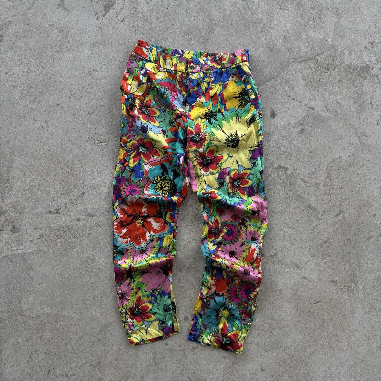 Roberto Cavalli Roberto Cavalli 100% Silk Floral Print Pants Women Size 26" / US 2 / IT 38 - 1 Thumbnail