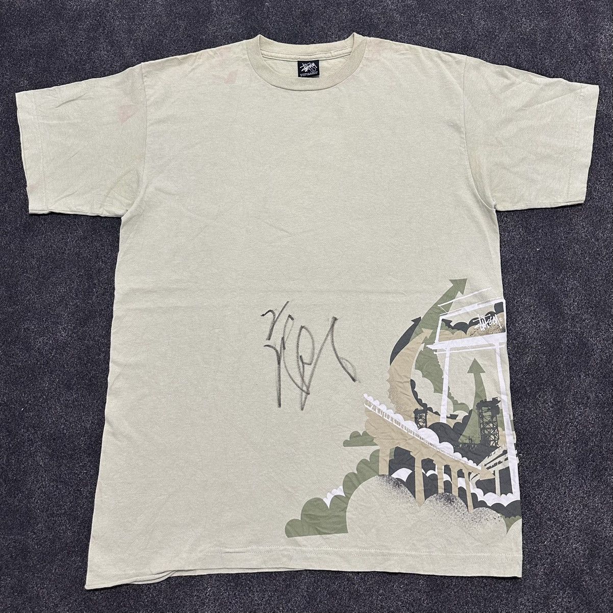 Stussy Vintage Stüssy Graphic T-Shirt - Bridge/Abstract Print Size US L / EU 52-54 / 3 - 1 Thumbnail