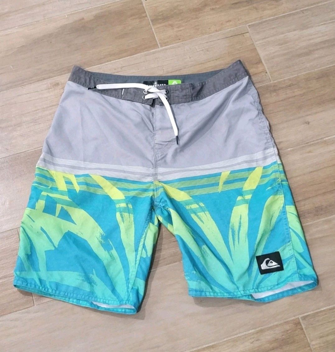 Quiksilver Quiksilver Men's Board Shorts Swim 28 EUC Size US 28 / EU 44 - 1 Thumbnail