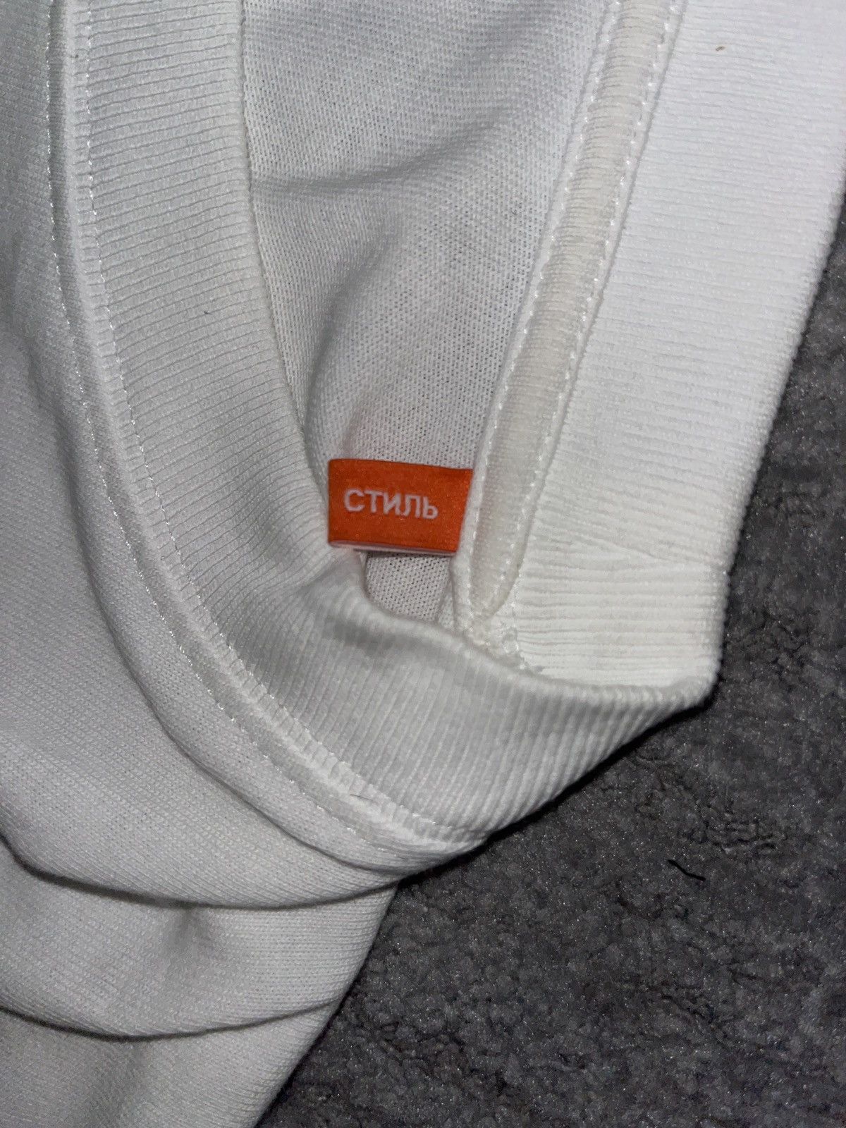 Heron Preston Heron Preston “СТИЛЬ” Tee – Size L – Worn Twice Size US L / EU 52-54 / 3 - 3 Thumbnail