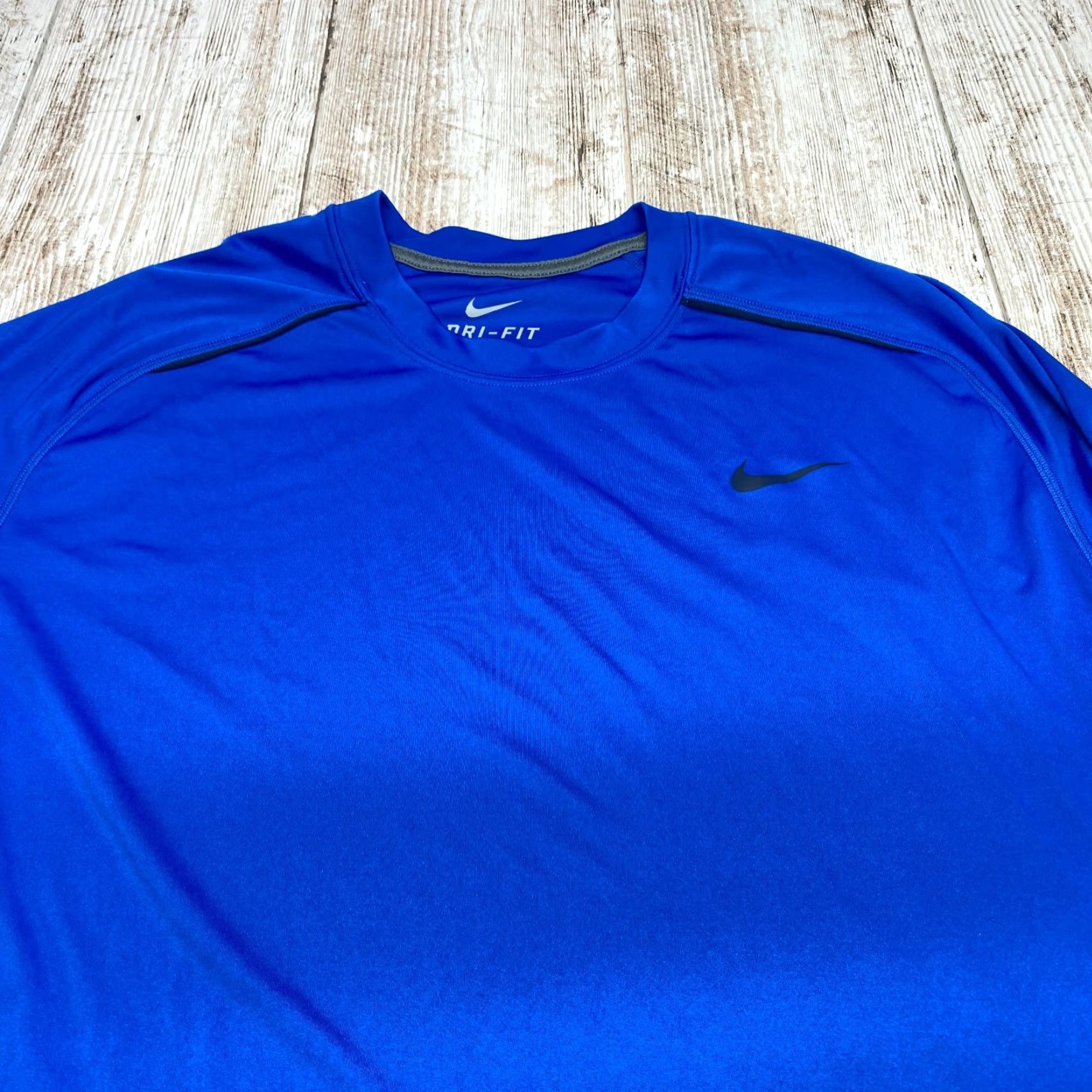 Nike Nike Dri-Fit Performance Legacy Long Sleeve Shirt XL Men Blue 645385-010 Nike Dri-Fit Legacy Long Sleeve 7236 Size US XL / EU 56 / 4 - 5 Thumbnail