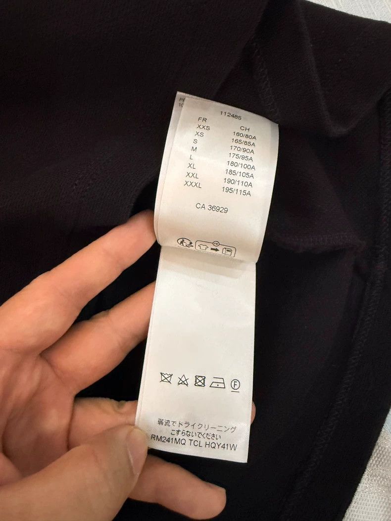 Louis Vuitton Louis Vuitton Tshirt with Logo Design-2506 Size US M / EU 48-50 / 2 - 7 Thumbnail