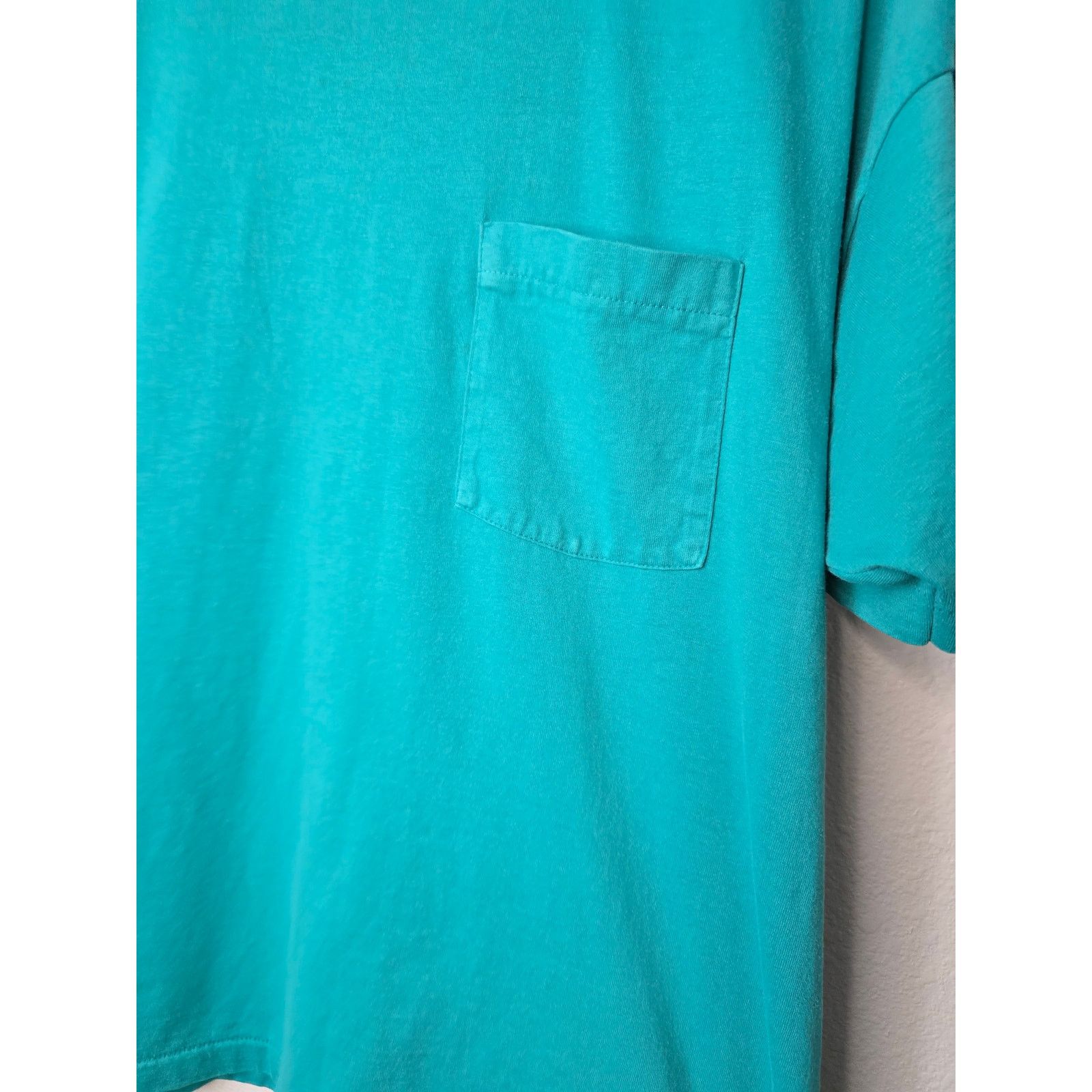 Vintage Vintage Blank Shirt BVD XL Green Teal Plain Pocket Tee 1990s Size US XL / EU 56 / 4 - 4 Thumbnail