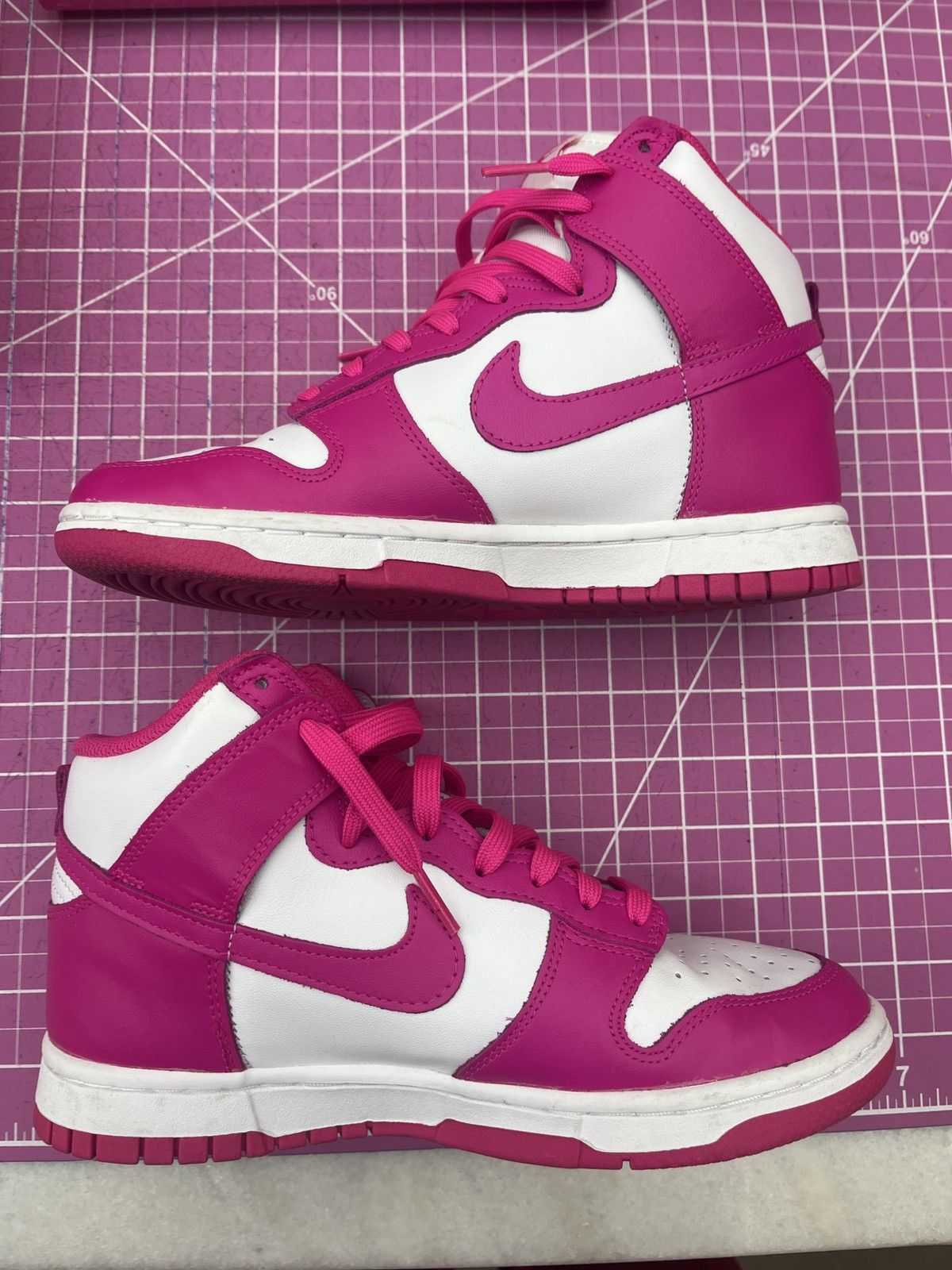 Nike Women’s Nike Dunk High Pink Prime size 7 Size US 7 / IT 37 - 2 Thumbnail