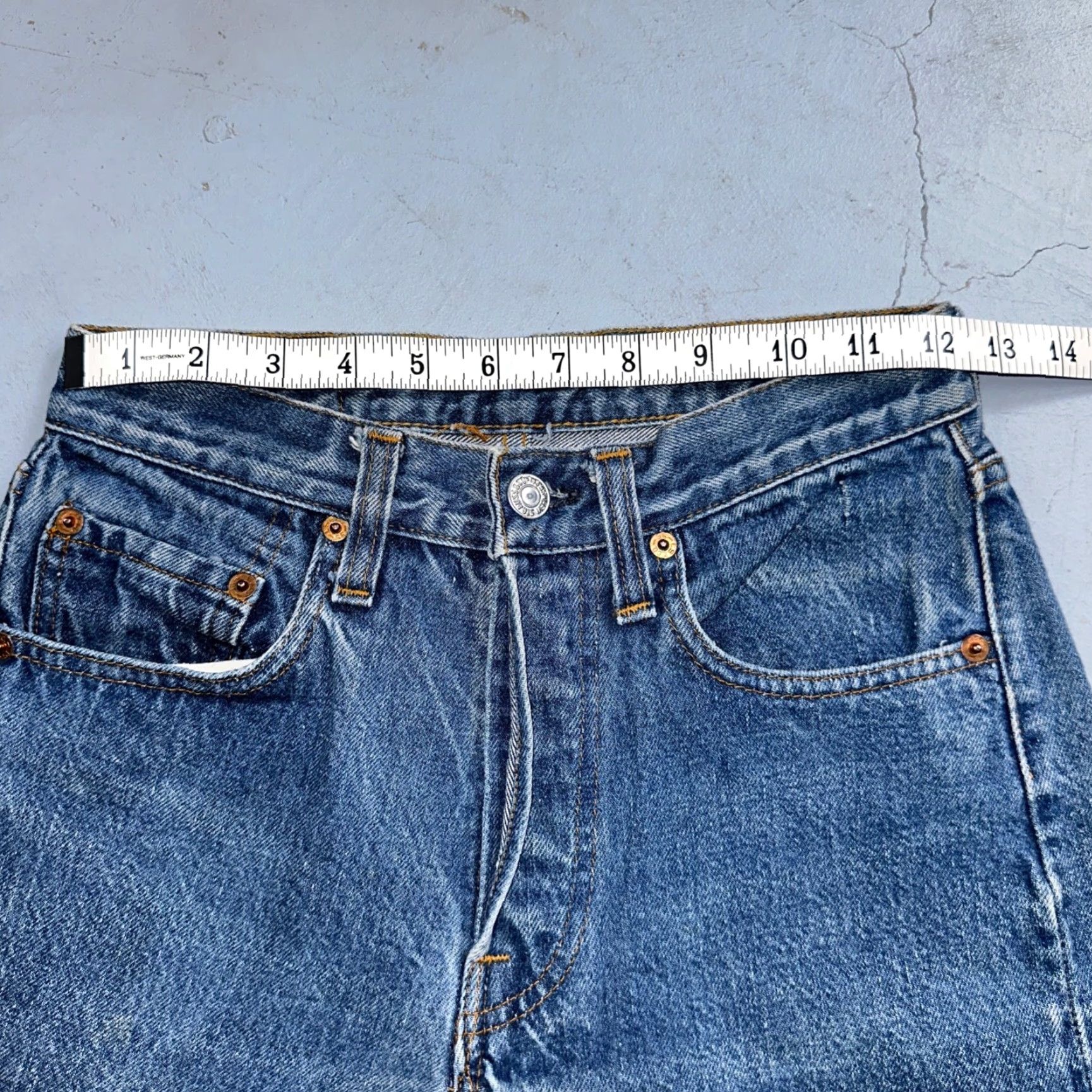 Levi's VINTAGE Levis 501 XX 80s Redline Selvedge USA Jeans Med Wash 27x34 Act 24x30 Size US 27 - 7 Thumbnail
