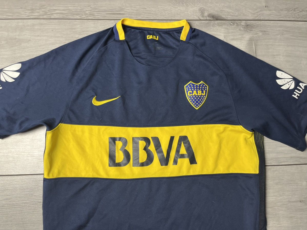Nike CA Boca Juniors 2017/18 Home Medium Nike Jersey Soccer Size US M / EU 48-50 / 2 - 3 Thumbnail