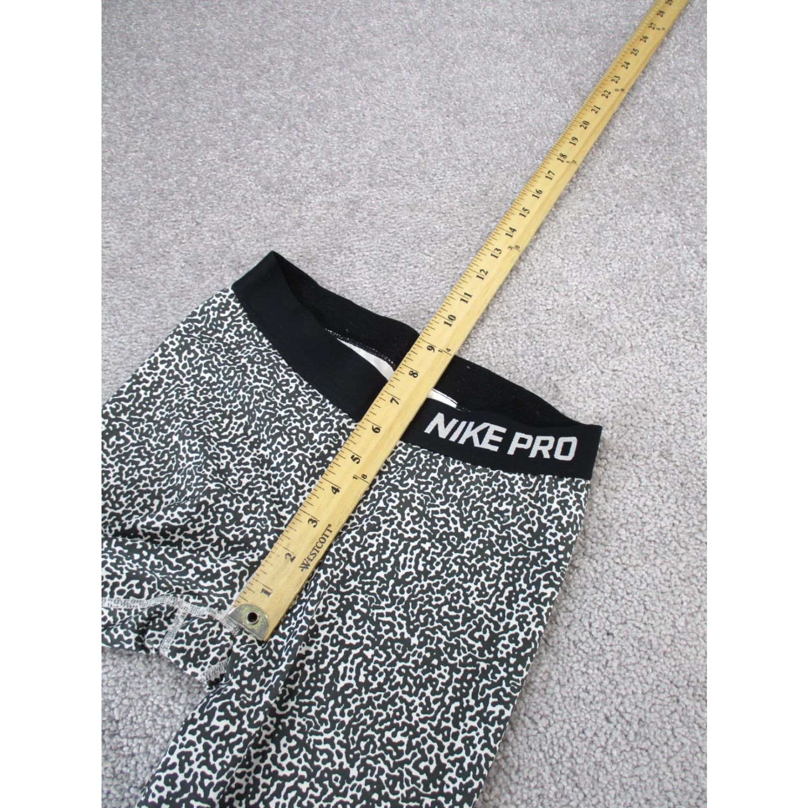 Nike NIKE PRO Compression Leggings Women's Small Black Geometric Athleisure Activewear Size 28" / US 6 / IT 42 - 5 Thumbnail